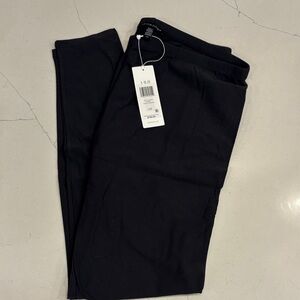 Eileen Fisher Dark Gray leggings.